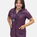 Tenue Super Ouvert Avec Bouton