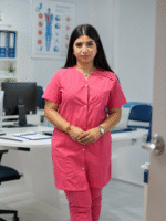 Tenue Super Ouvert Avec Bouton